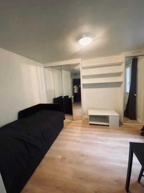 Апартаменты Studio Ile Saint-Louis Париж Экстерьер фото